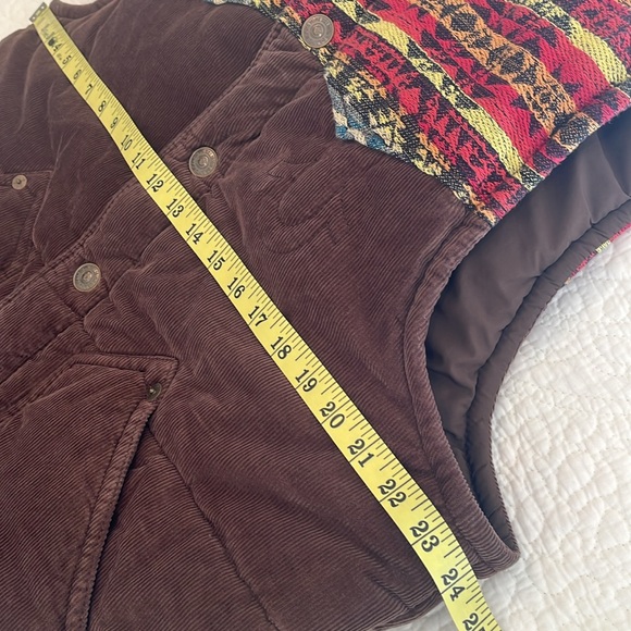 True Religion Aztec Puffer Vest Serape Yoke Men XL/TG Cotton Corduroy Brown Boho - Picture 10 of 16